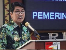 BUPATI LAMPUNG UTARA SERAHKAN PETIKAN SK CPNS FORMASI TAHUN 2024: DORONG SEMANGAT PENGABDIAN DAN PROFESIONALISME ASN MUDA