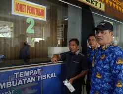 Novriwan Jaya Tinjau Program Pemutihan Kendaraan Bermotor di Samsat Tubaba
