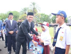 Pakaian Sekolah Gratis Dibagikan, 5 Program Unggulan Bupati dan Wakil Bupati Lampung Utara Dilaunching