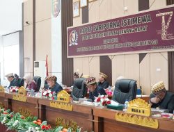 DPRD GELAR PARIPURNA PERINGATAN HUT TUBABA KE 17